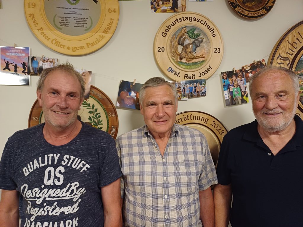 In der A-Klasse auf dem 1. Platz: Sportschützen Schalding mit Werner Kapfhammer, Josef Freymadl, Günter Neumann